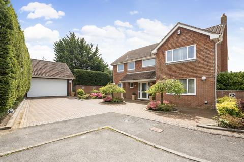 4 bedroom detached house for sale, April Grove, Sarisbury Green, Southampton, Hampshire, SO31