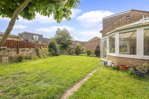 32 Transom Square, London, E14 3AQ