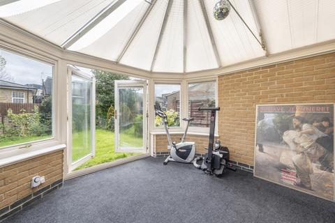 32 Transom Square, London, E14 3AQ