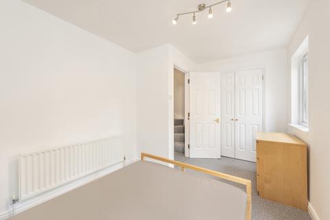 32 Transom Square, London, E14 3AQ