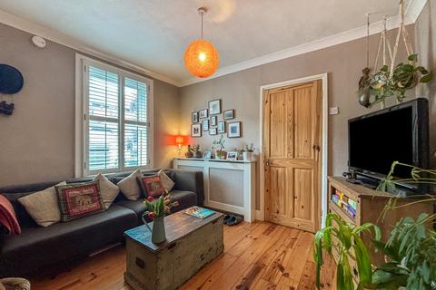 2 bedroom terraced house for sale, Beecham Road, Reading, RG30