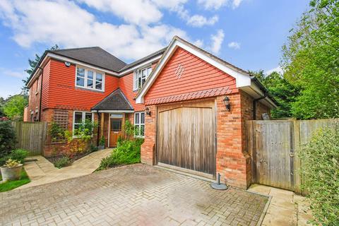 4 bedroom detached house for sale, The Gardens, Beaconsfield, Buckinghamshire, HP9