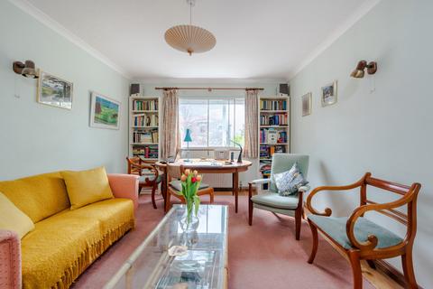 1 bedroom flat for sale, Escuan Lodge, Aberdeen Park, Highbury, London