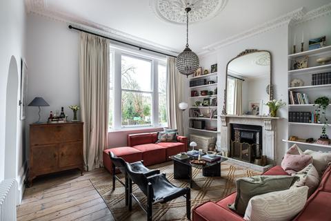 2 bedroom flat for sale, Portland Rise, Hackney, London