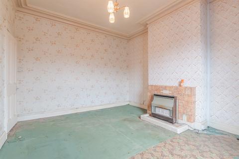 110 Woodsley Road, Leeds, LS3 1DU