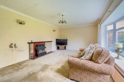 2 bedroom bungalow for sale, Batley Field Hill, Batley