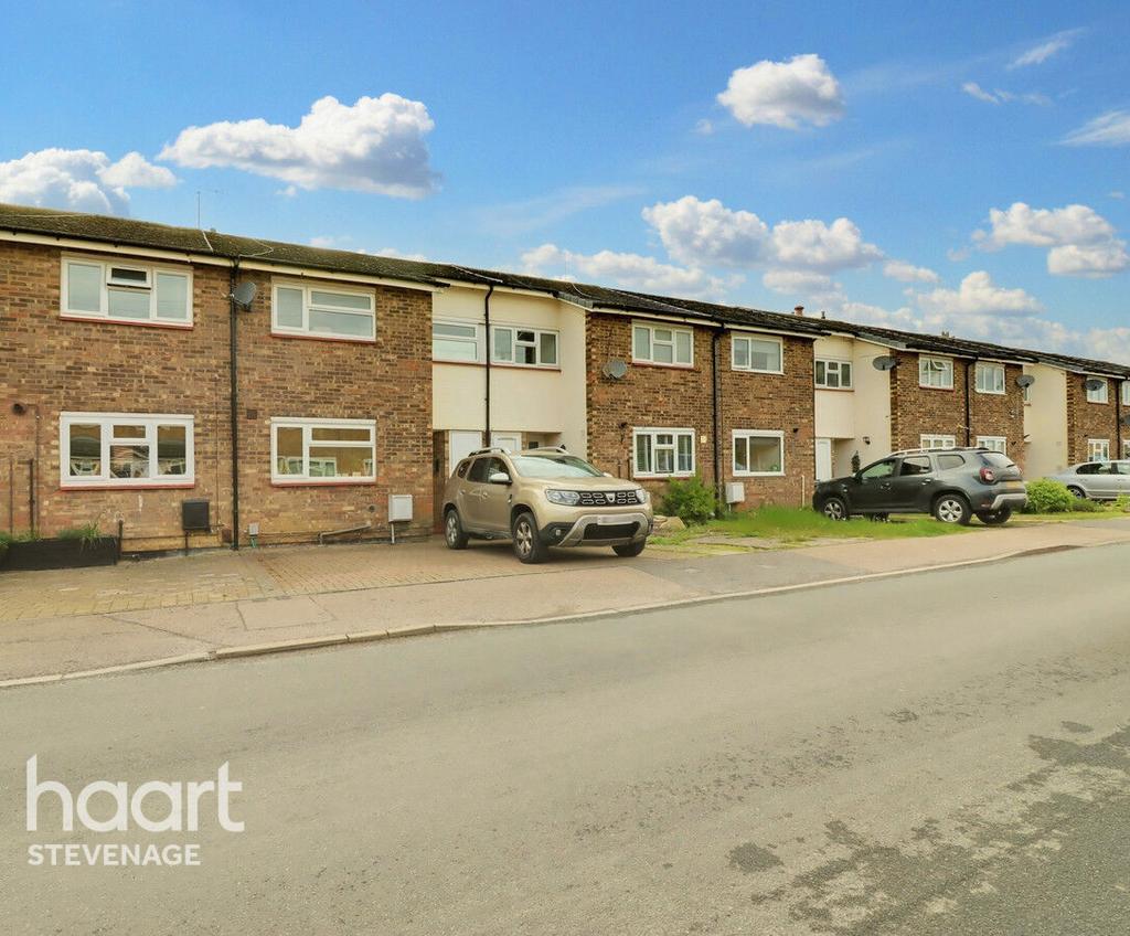 Barnwell, Stevenage 2 bed terraced house for sale £290,000