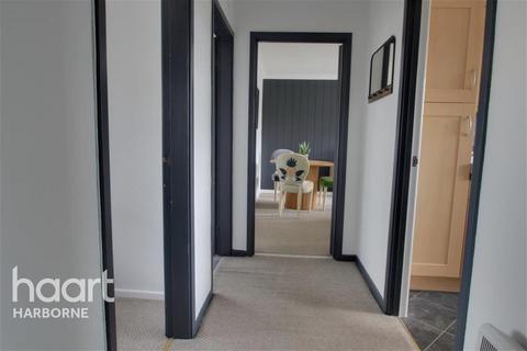 2 bedroom flat to rent, Bracebridge Court, Metchley Lane