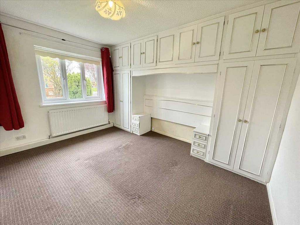 Bedroom no. 1