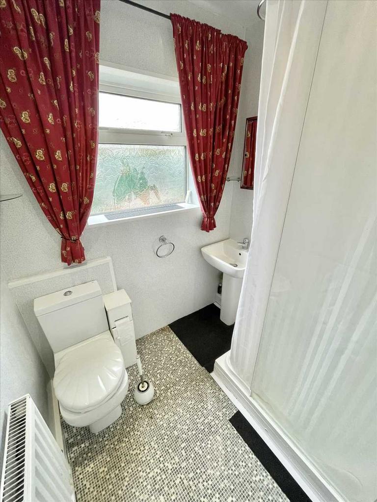 Shower room/w.c.