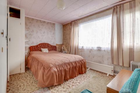 1 bedroom flat for sale, Thompson Road