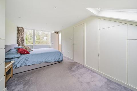 64 Cambridge Road, London, SE20 7XL
