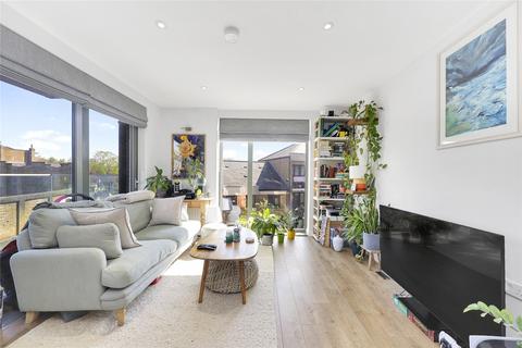 2 bedroom apartment to rent, Ben Johnson Road, E1