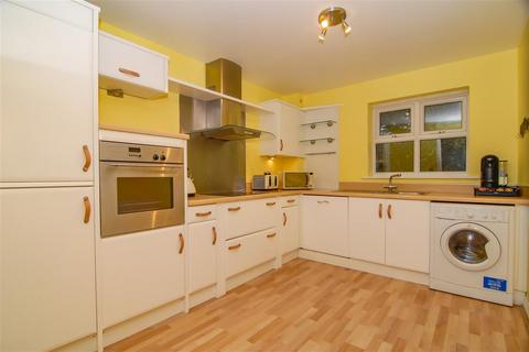2 bedroom apartment for sale, Carisbrooke Road, Far Headingley