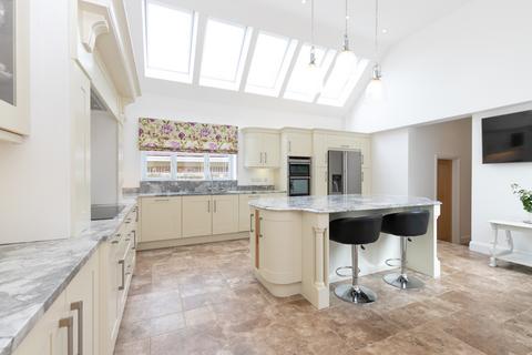 5 bedroom detached house to rent, Cotswold Road, Oxford, OX2