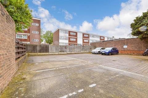 Studio for sale, Manor Road, Wallington, Surrey