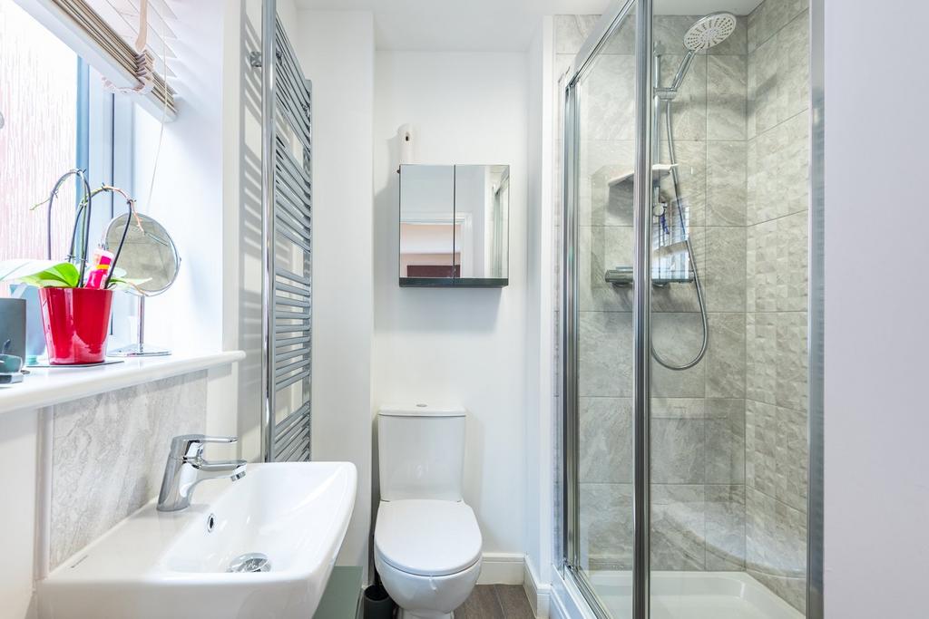 En-Suite Shower Room 1