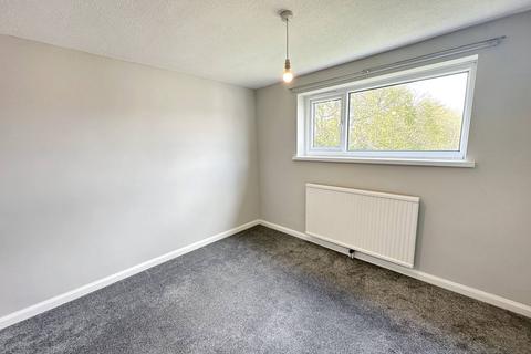 2 bedroom flat to rent, Beaconsfield Road, Broom, Rotherham S60