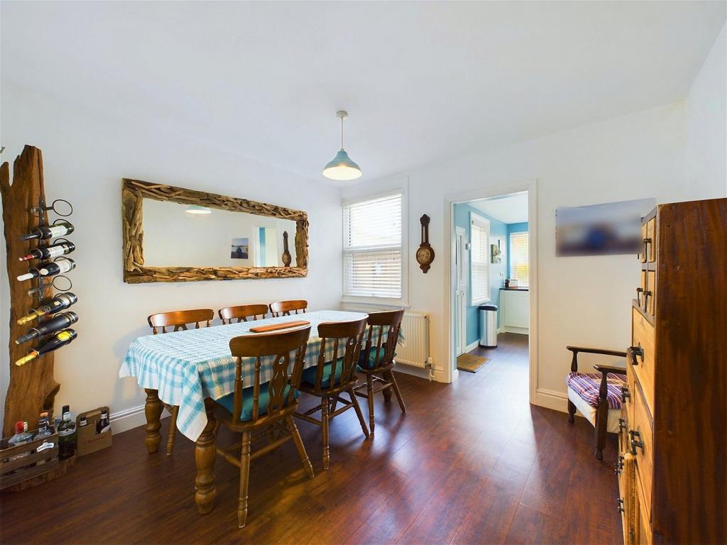 Elm Grove, Worthing, BN11 5LJ 2 bed end of terrace house for sale £