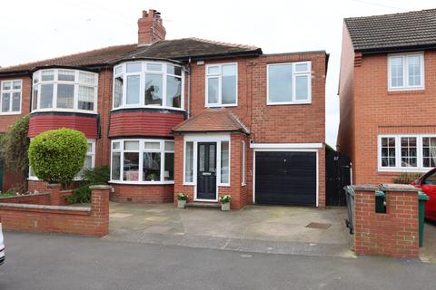 4 bedroom semi-detached house for sale, Links Avenue, Whitley Bay, Tyne and Wear, NE26 1TF