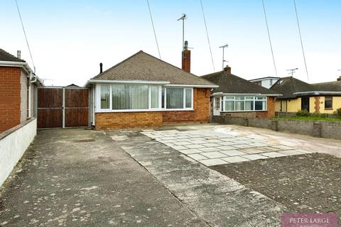 2 bedroom detached bungalow for sale, 117 Ffordd Derwen, Rhyl, LL18 2NA