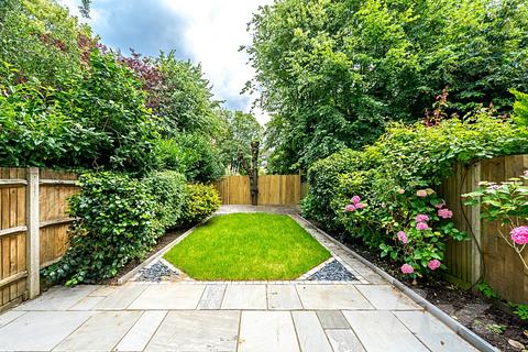 4 bedroom house to rent, Belsize Grove, London NW3