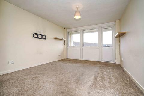 3 bedroom flat for sale, Rannoch Drive, Renfrew