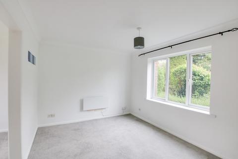 1 bedroom flat for sale, BISHOP'S WALTHAM - NO CHAIN