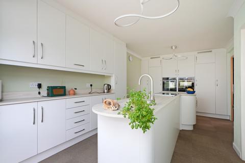 3 bedroom detached house for sale, Abbeydale Park Rise, Dore, S17 3PB