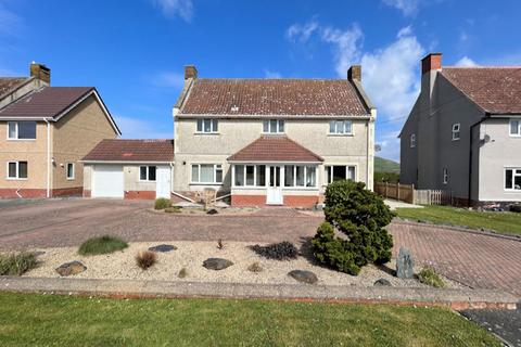 3 bedroom detached house for sale, Morfa Crescent, Tywyn LL36