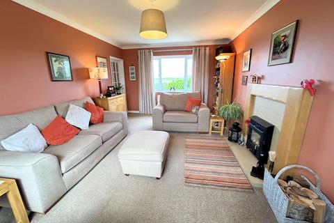 14 Morfa Crescent, Tywyn, LL36 9AU