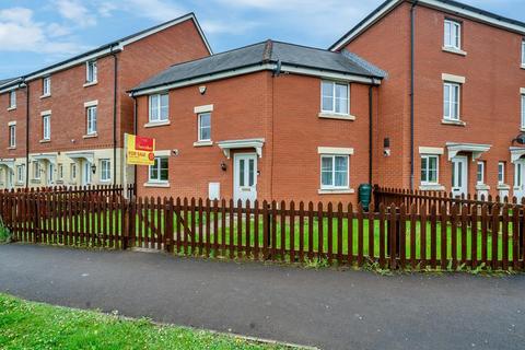 2 bedroom end of terrace house for sale, Staddlestone Circle,  Hereford.,  HR2