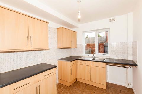 2 bedroom terraced house for sale, South Street North, New Whittington, S43