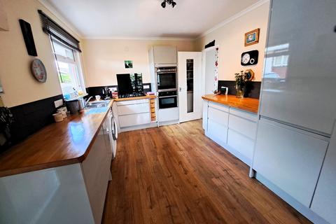 49 Pendre Close, Brecon, LD3 9EN