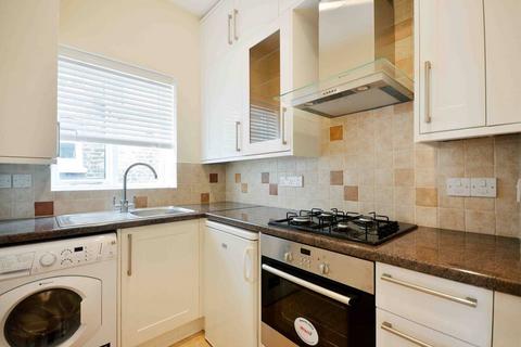 2 bedroom flat to rent, Mornington Avenue, West Kensington, London, W14