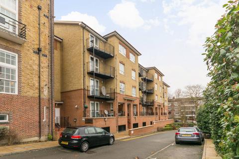 2 bedroom flat to rent, Greenview Close, Acton, London, W3