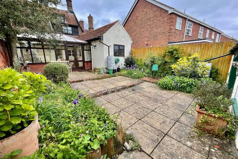 4 bedroom semi-detached house for sale, Cock Street, Wymondham