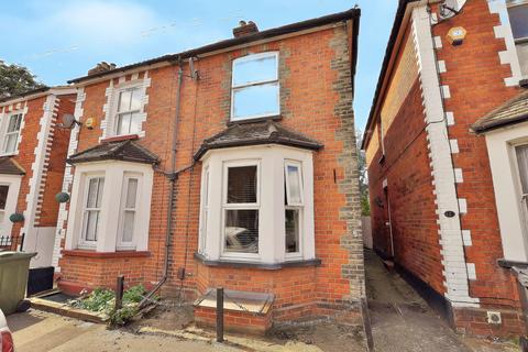 2 bedroom semi-detached house to rent, Chestnut Road, Guildford, Surrey, GU1