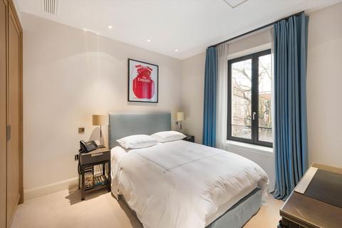 4 bedroom semi-detached house to rent, Manresa Road, London, SW3