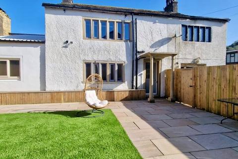 3 bedroom semi-detached house for sale, Shay Lane, Halifax HX3