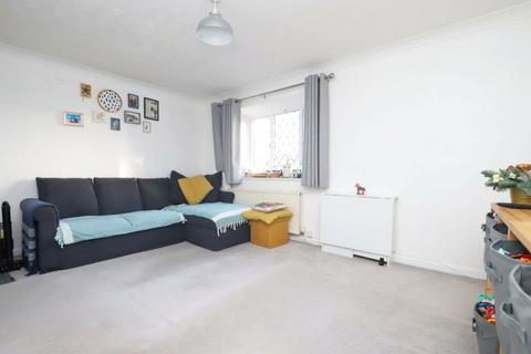 21 Padcroft Road, West Drayton, UB7 7RB
