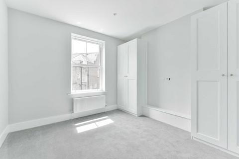 1 bedroom apartment to rent, Upper High Street, Epsom