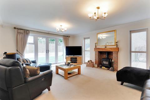 5 bedroom detached house for sale, Chart Road, Sutton Valence, Maidstone, Kent, ME17