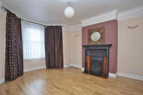 12 Grange Road, Folkestone, CT19 4DB