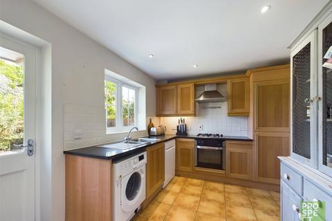 4 bedroom detached house for sale, Arlott Close, Eversley, Hook, Hampshire, RG27