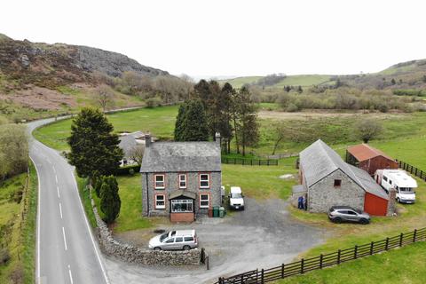 Farm for sale, Ystrad Meurig SY25