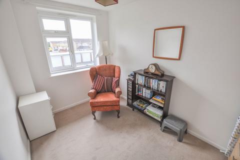 2 bedroom flat for sale, Grenville Road, Wimborne, BH21