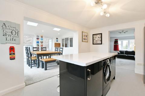 10 Belton Close, Dronfield Woodhouse, Dronfield, S18 8QT