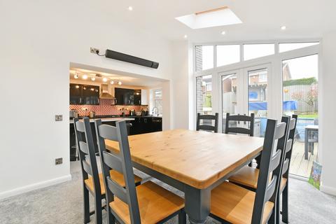 10 Belton Close, Dronfield Woodhouse, Dronfield, S18 8QT