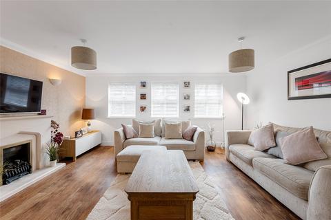 2 Howard Place, Reigate, RH2 9NP